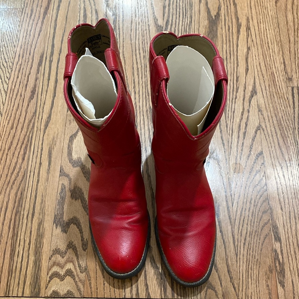 Womens Red vintage Justin Cowboy Boots 7.5